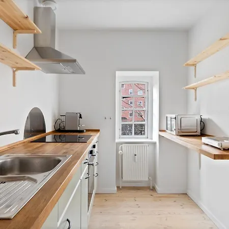 Charming 2 Bedroom - Near Frederiksberg * Kopenhagen
